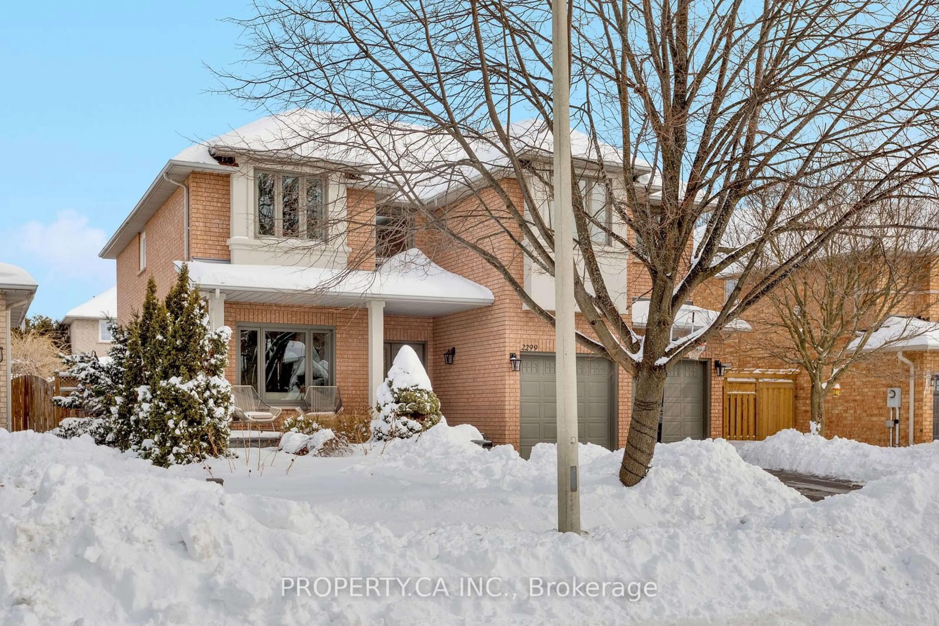 Home with brick exterior material, street for 2299 Hilltop Lane, Oakville Ontario L6M 3M5