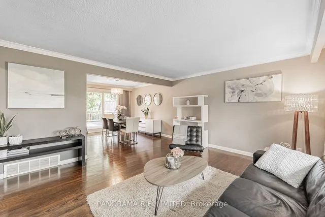 Additional property image - 11 Park Manor Dr