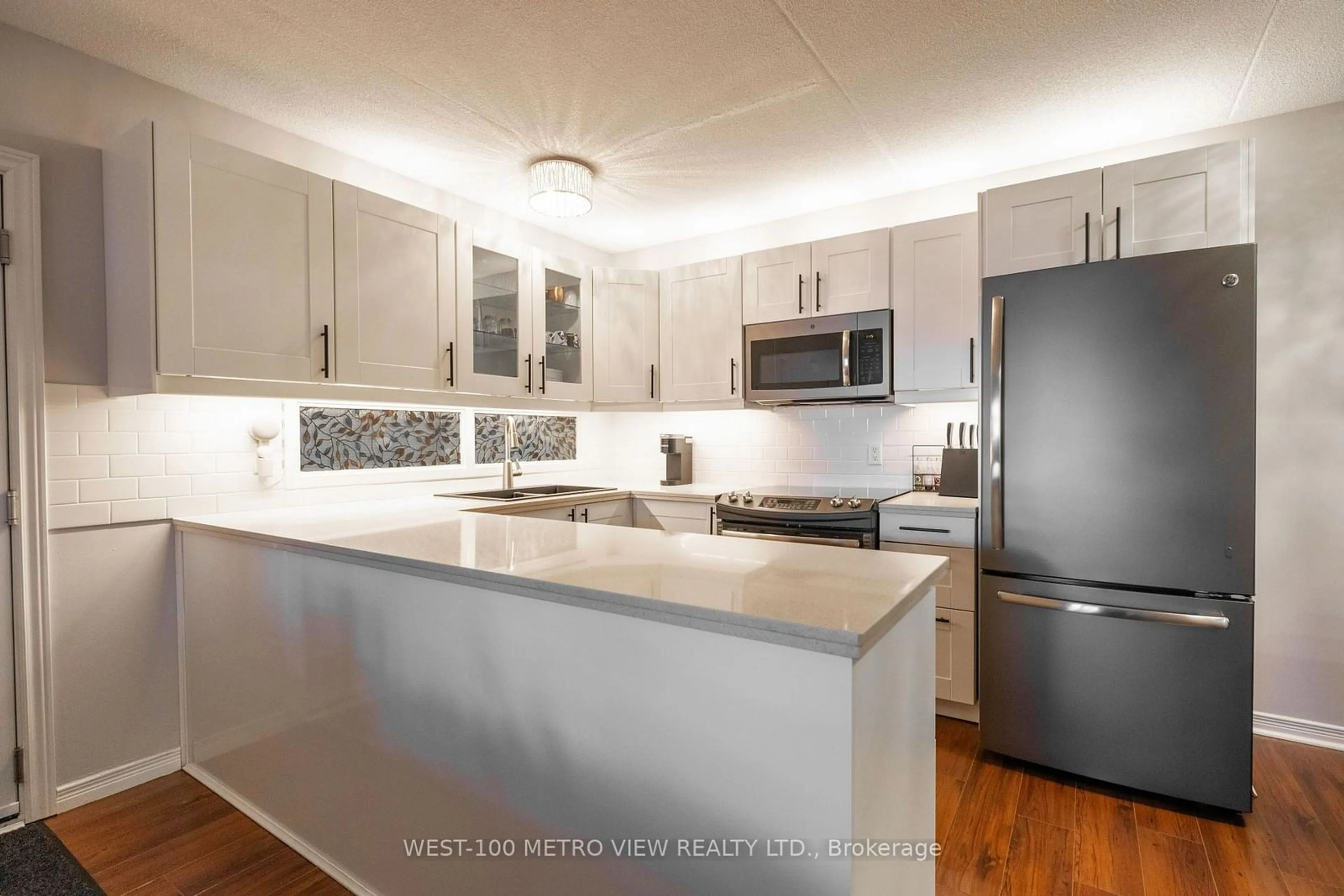 Open concept kitchen, unknown for 2040 Cleaver Ave #209, Burlington Ontario L7M 4C4