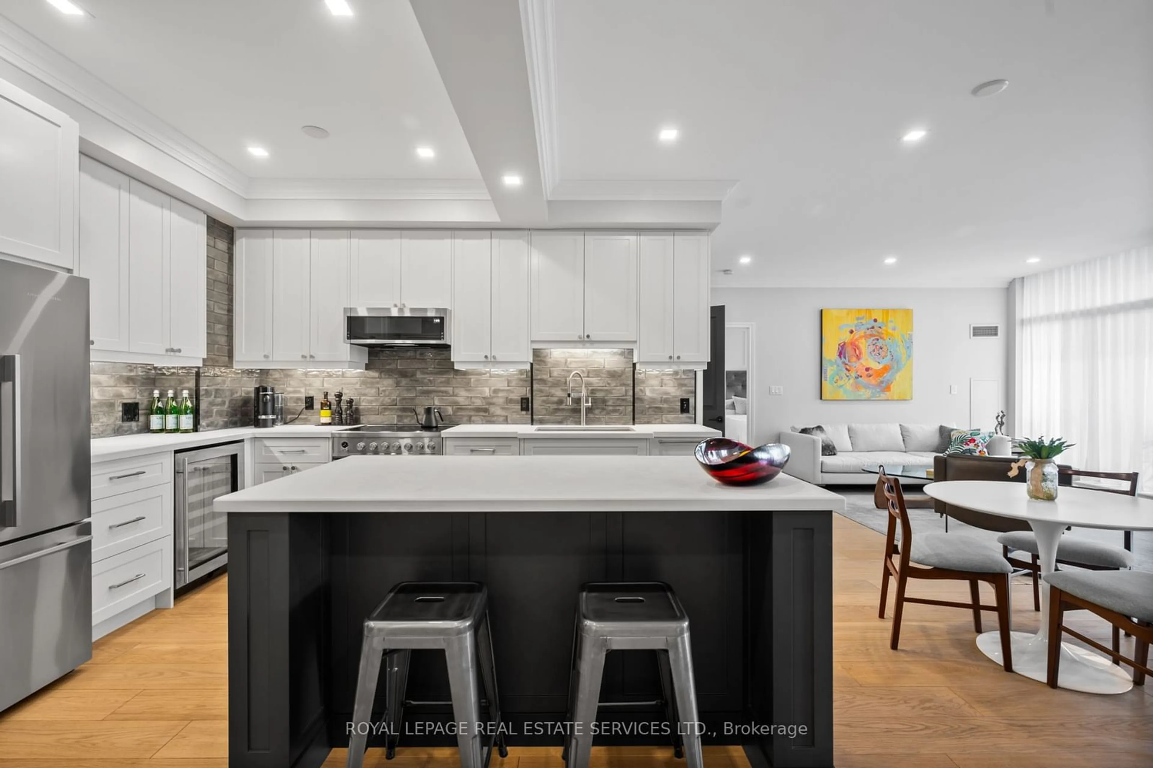 Contemporary kitchen, ceramic/tile floor for 25 Earlington Ave ##422, Toronto Ontario M8X 3A3