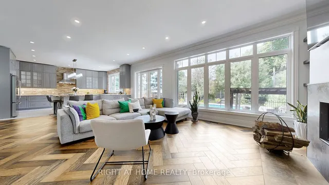 Additional image 33 of 10 Avery Ave