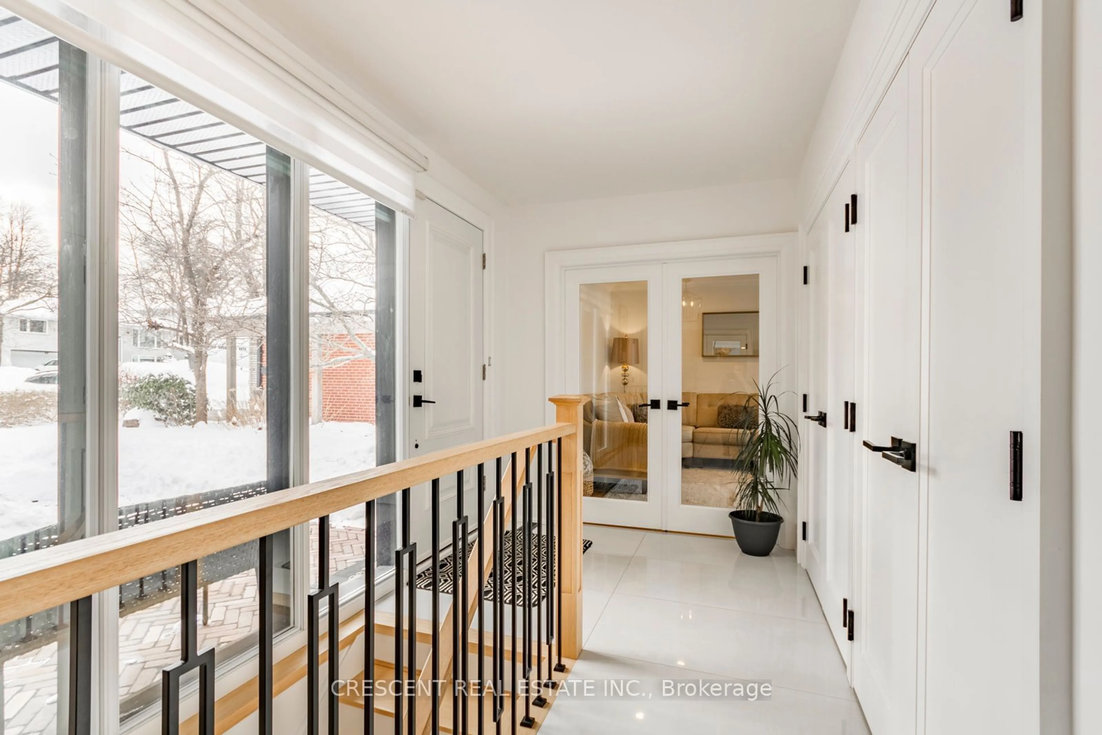 Indoor entryway for 80 Waterford Dr, Toronto Ontario M9R 2N6