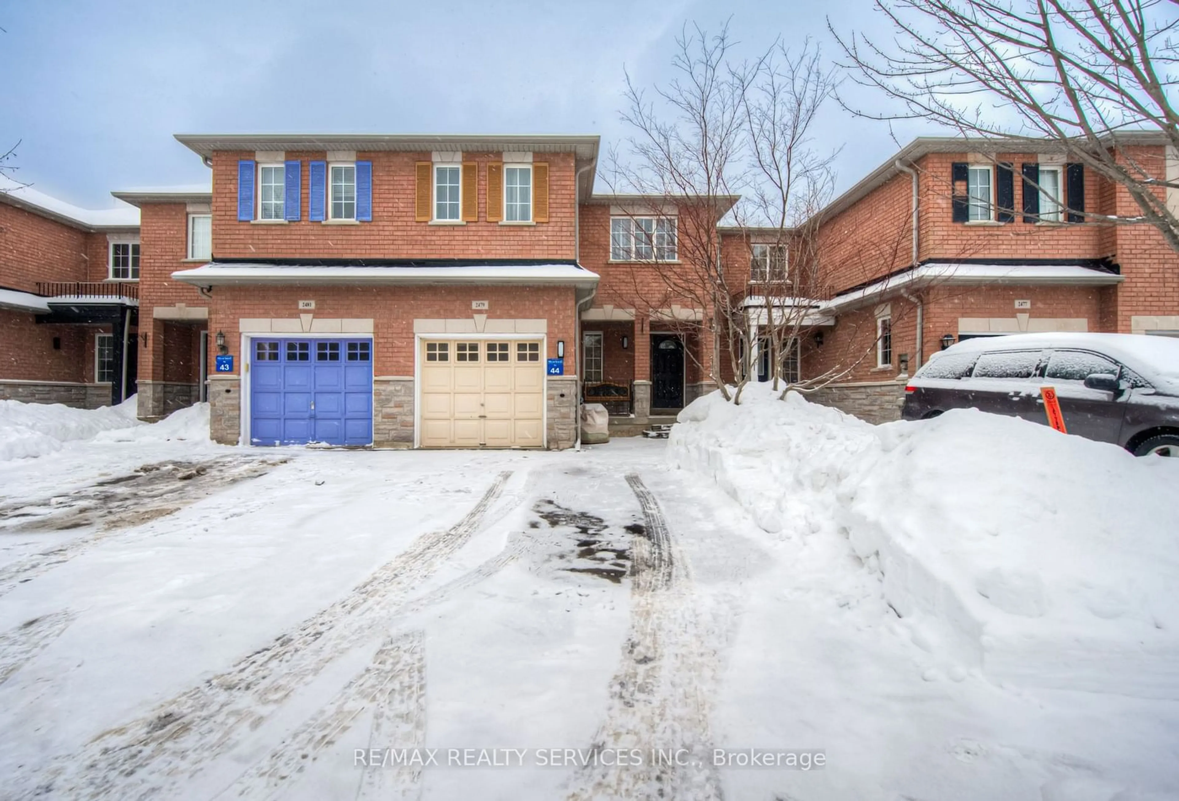 Home with brick exterior material, street for 2479 Newcastle Cres, Oakville Ontario L6M 4P3