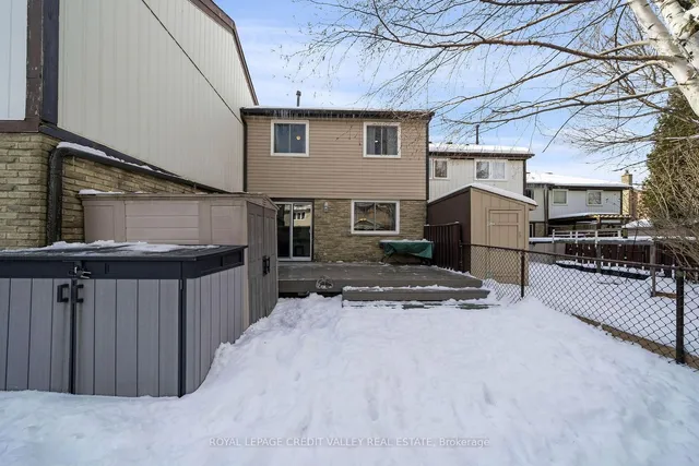 Additional property image - 50 Pontiac Crt