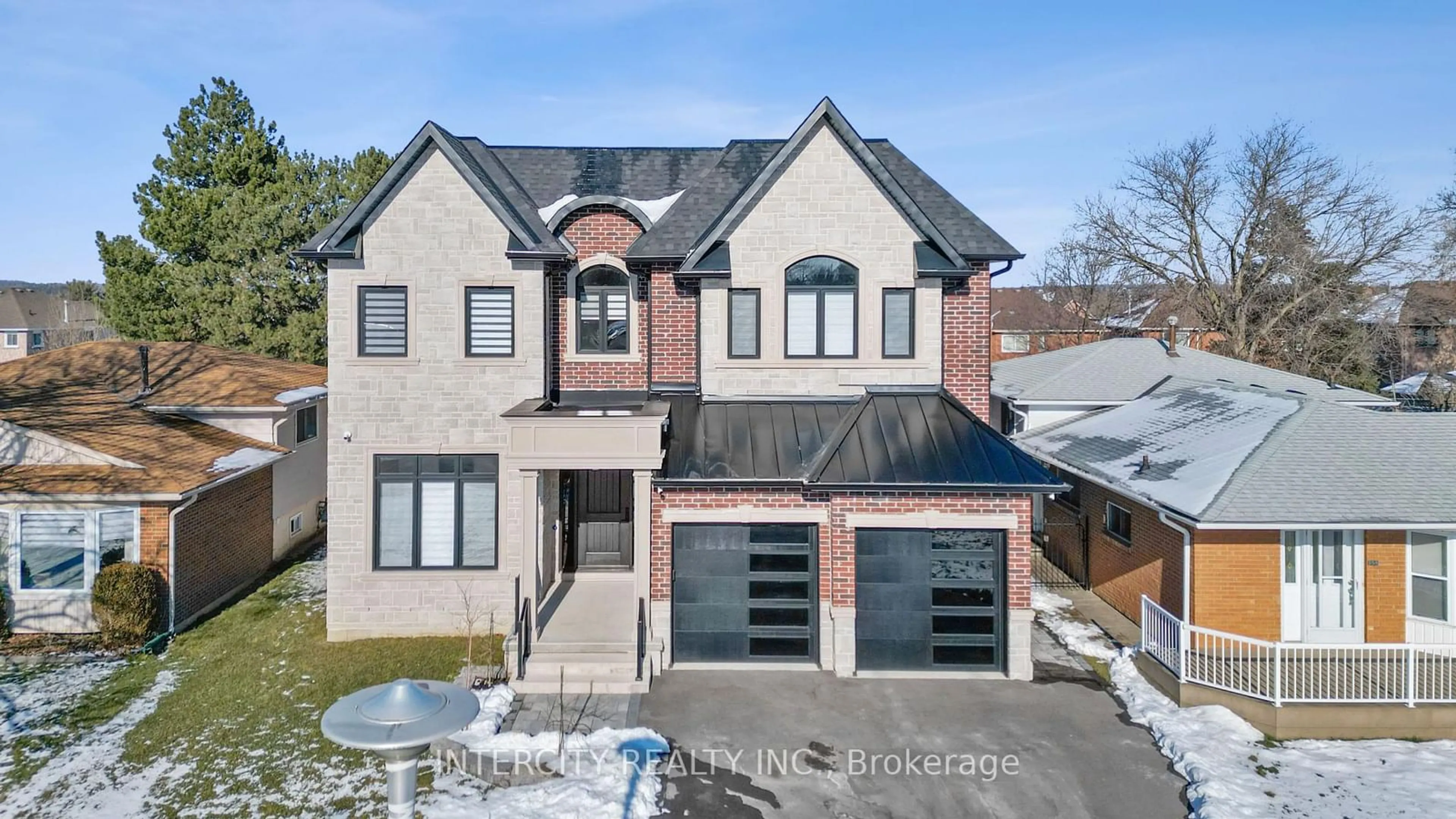 Home with brick exterior material, street for 354 Newlove Dr, Caledon Ontario L7E 1Z5