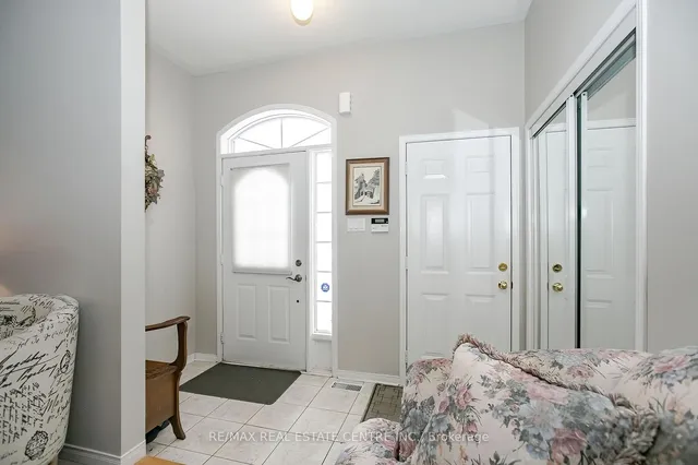 Additional image 11 of 52 Collingwood Ave