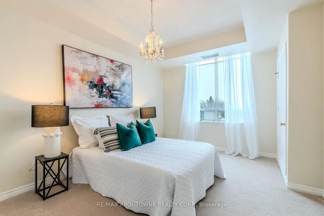 Additional property image - 1 Belvedere Crt Unit 409