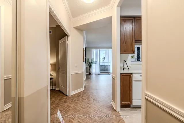 Additional property image - 1 Belvedere Crt Unit 409