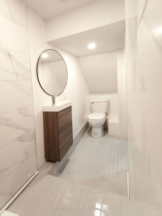 Additional property image - 20 Wallingford Crt