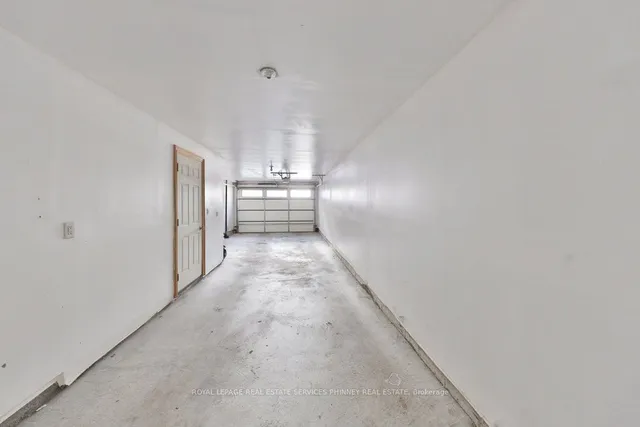 Additional property image - 2160 Trafalgar Rd Unit 10