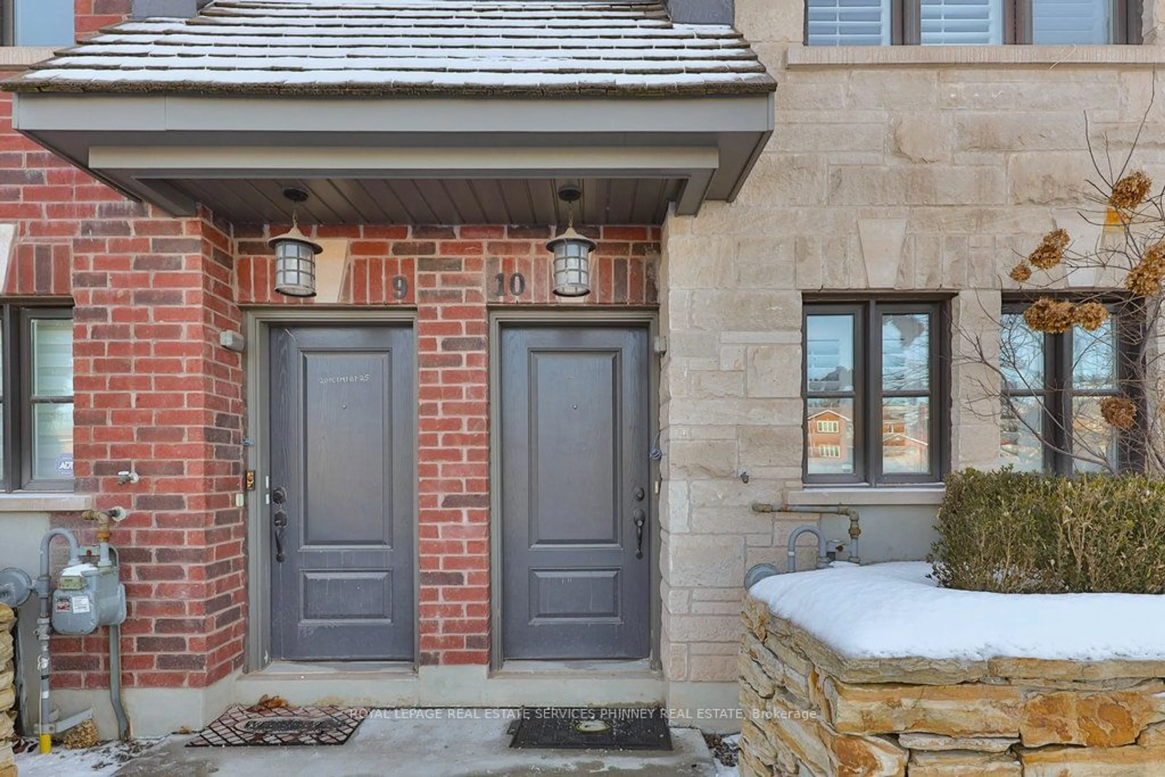 Home with brick exterior material, street for 2160 Trafalgar Rd #10, Oakville Ontario L6H 7H2