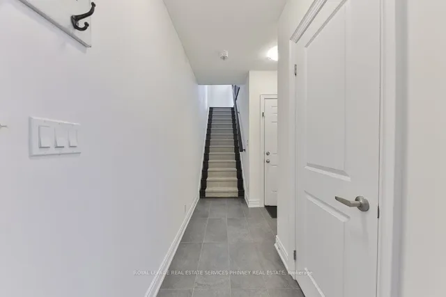 Additional property image - 2160 Trafalgar Rd Unit 10