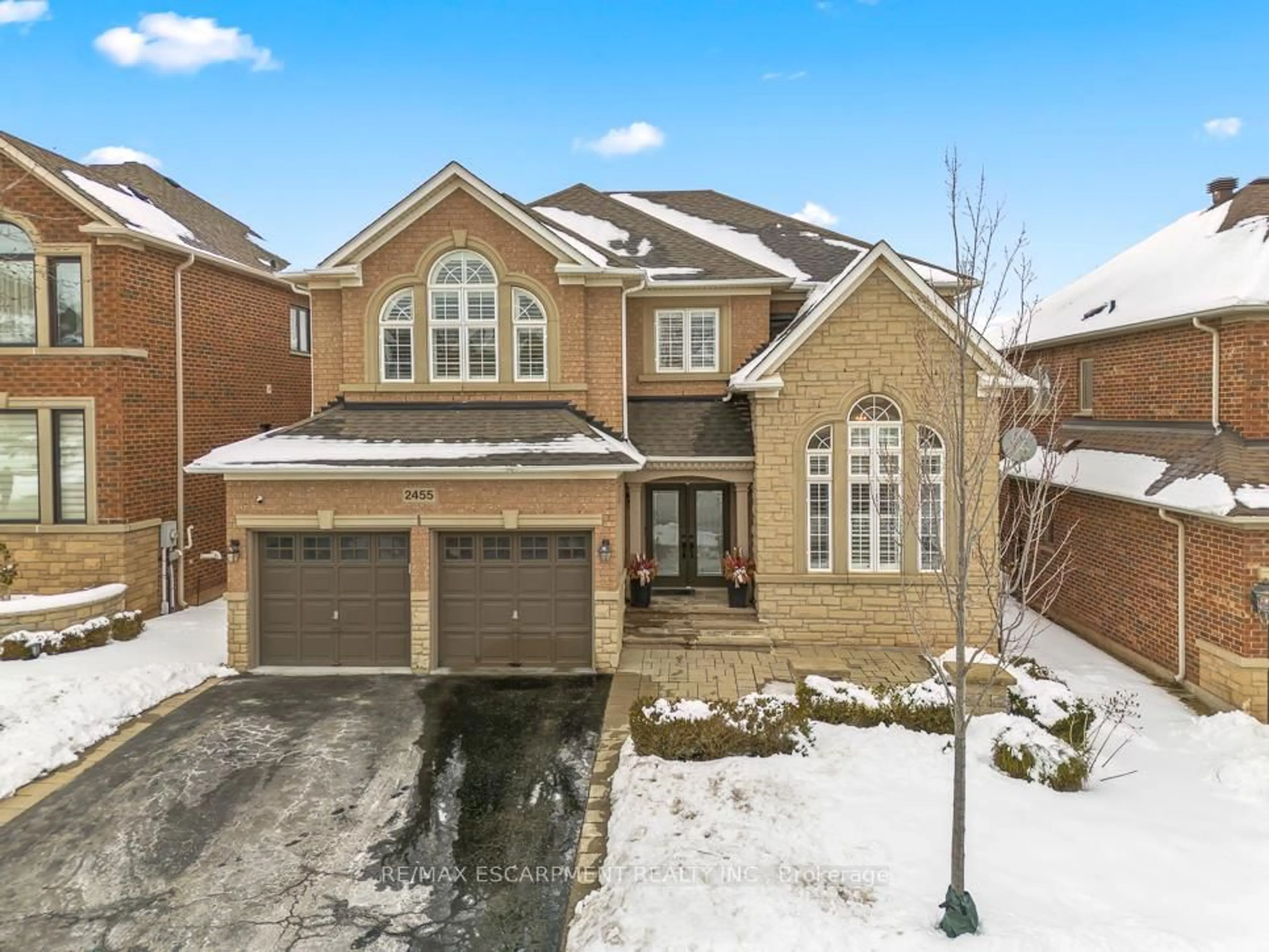 Home with brick exterior material, street for 2455 BON ECHO Dr, Oakville Ontario L6H 7R1