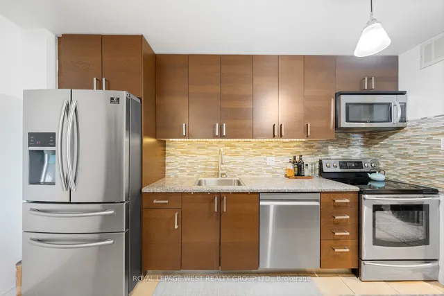 Additional property image - 362 The East Mall Unit 310