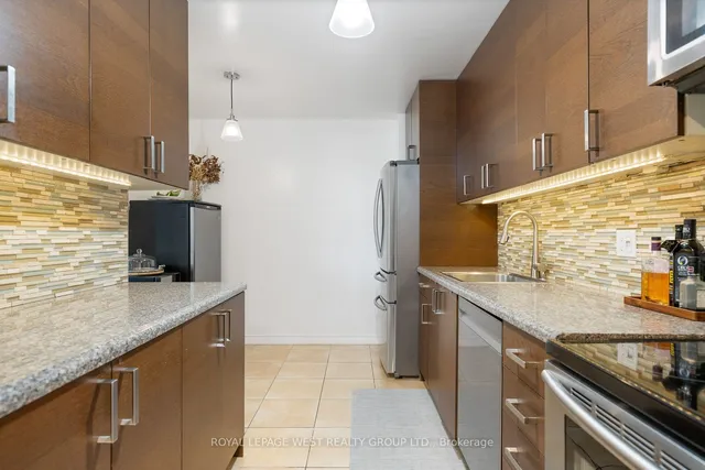 Additional property image - 362 The East Mall Unit 310