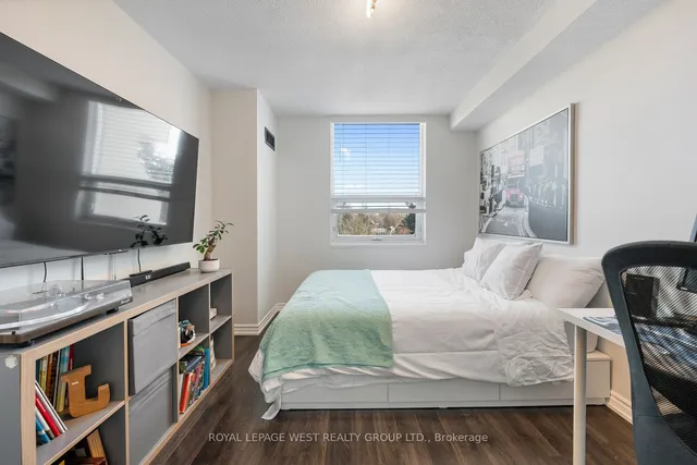 Additional property image - 362 The East Mall Unit 310