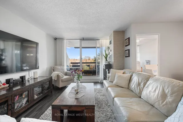 Additional property image - 362 The East Mall Unit 310