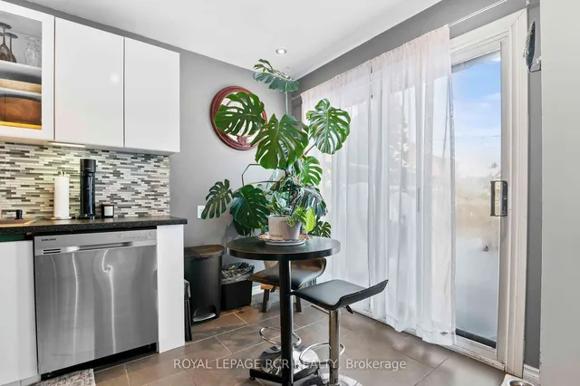 Additional property image - 32-46 Dearbourne Blvd