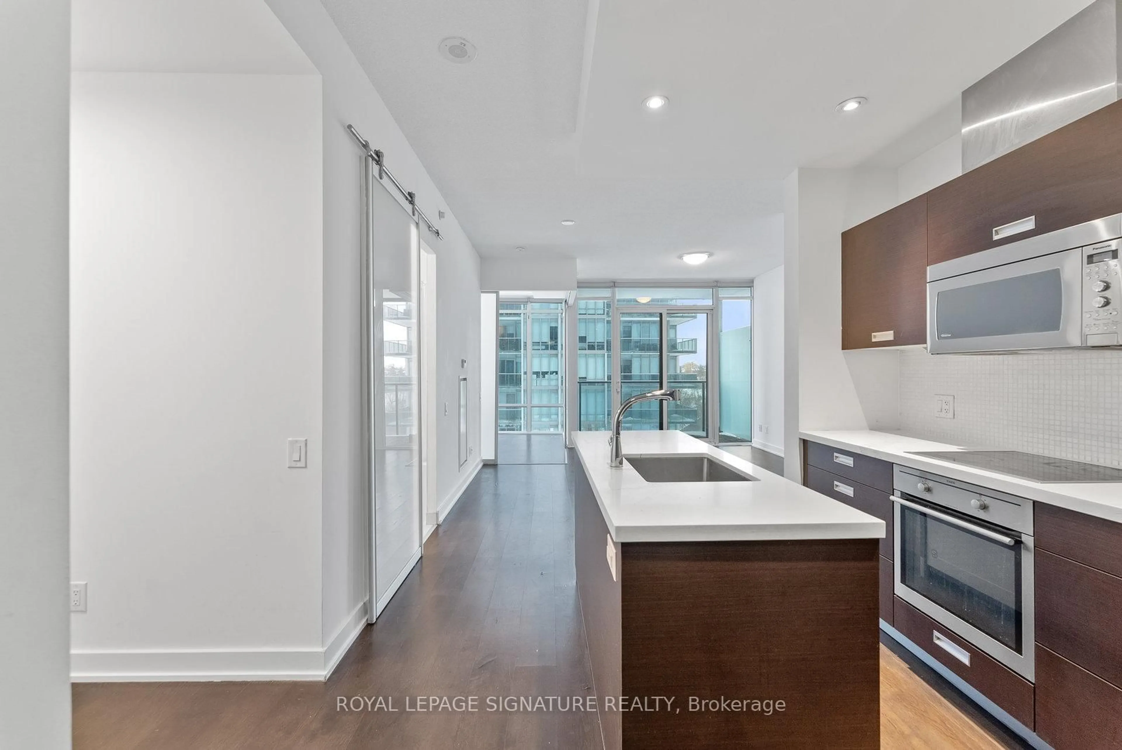 Open concept kitchen, unknown for 90 Park Lawn Rd #503, Toronto Ontario M8Y 0B6