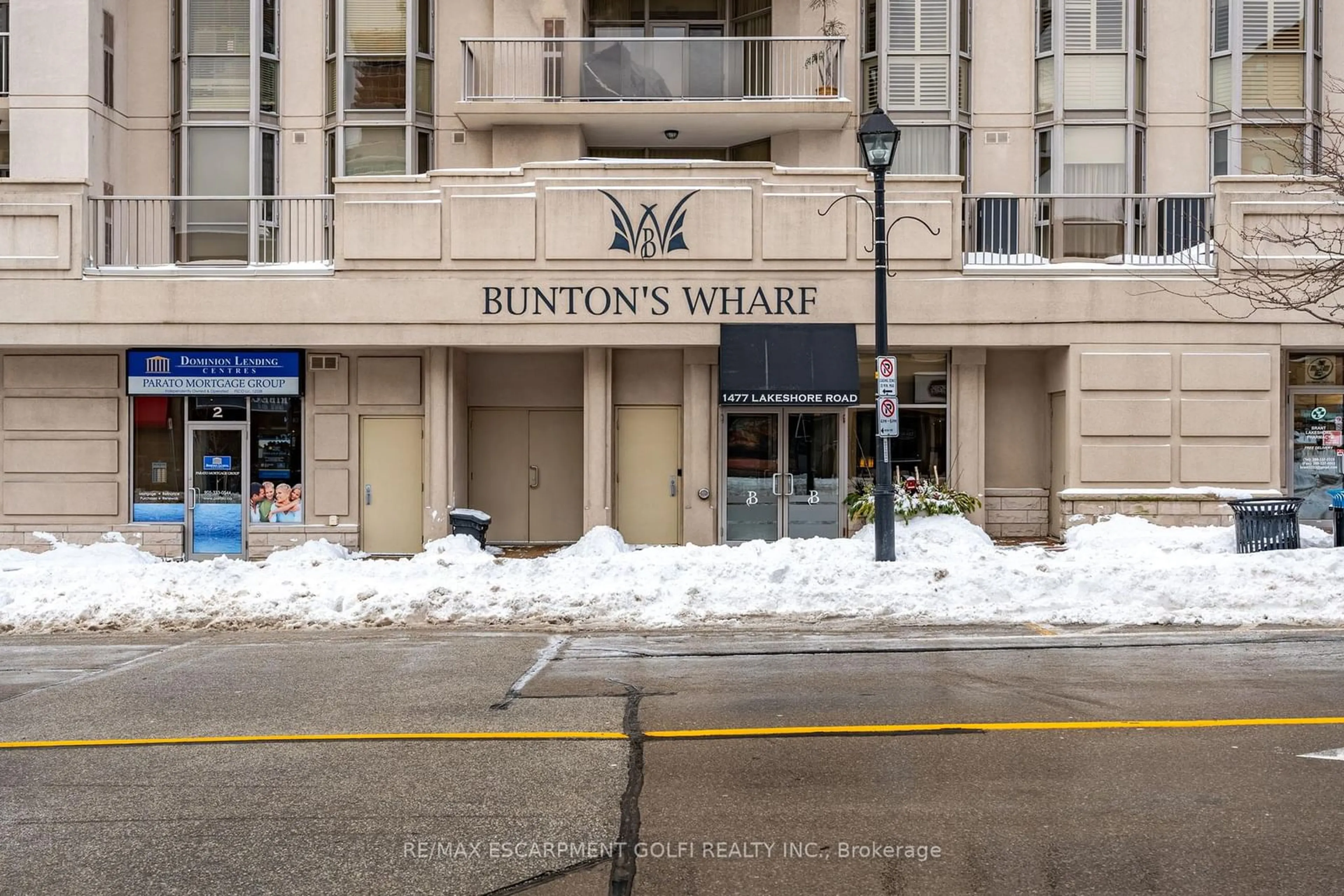 Unknown for 1477 Lakeshore Rd #304, Burlington Ontario L7S 1B5