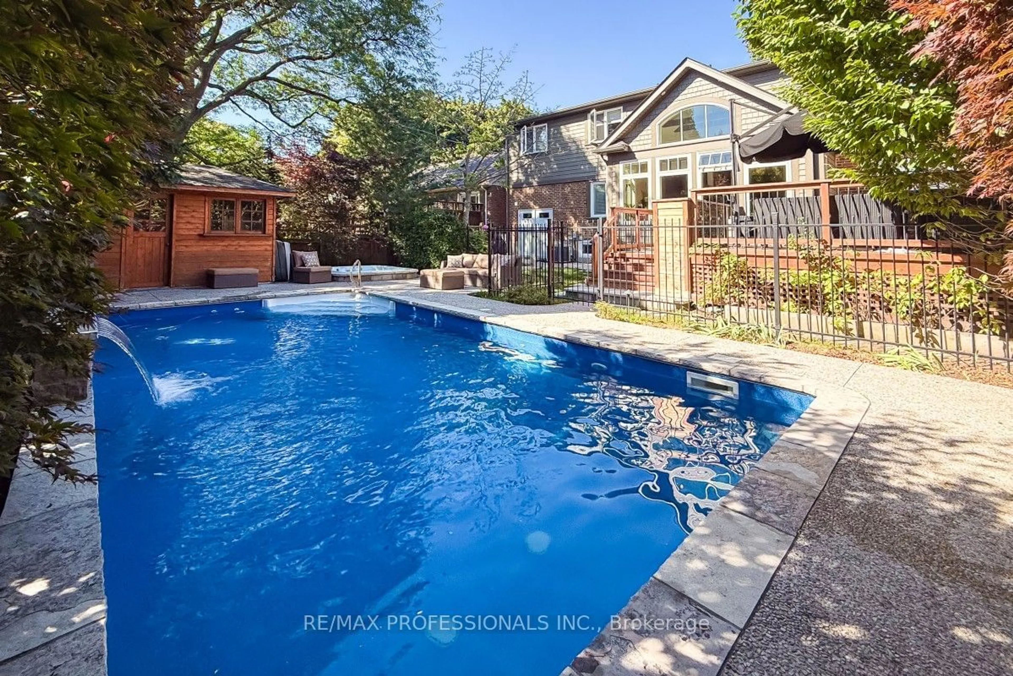 Pool for 7 Elderidge Ave, Toronto Ontario M8Y 2C4