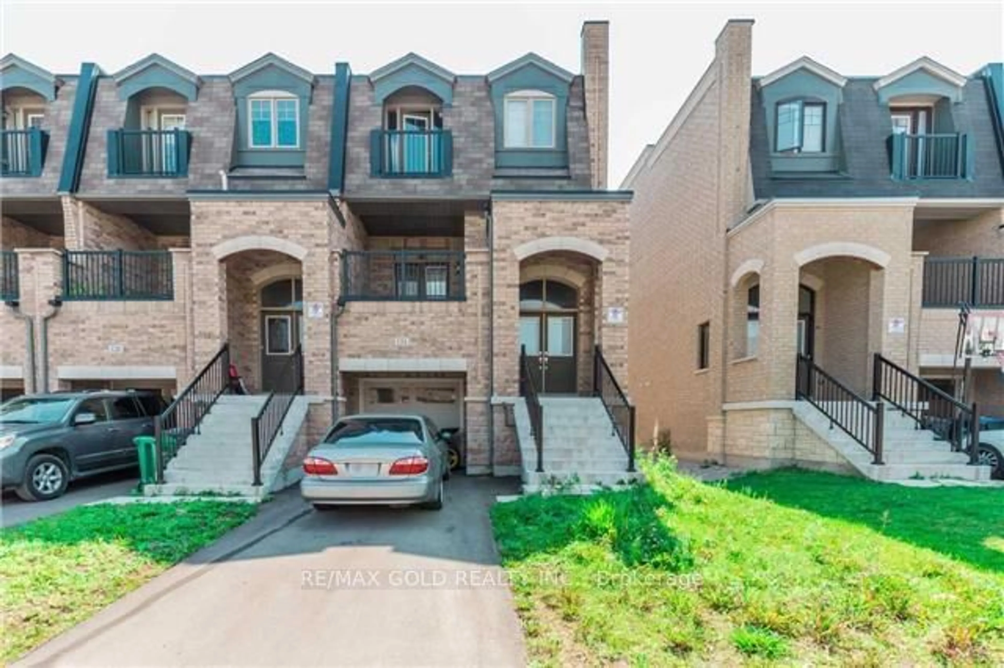 Home with brick exterior material, street for 124 Inspire Blvd, Brampton Ontario L6R 3X8