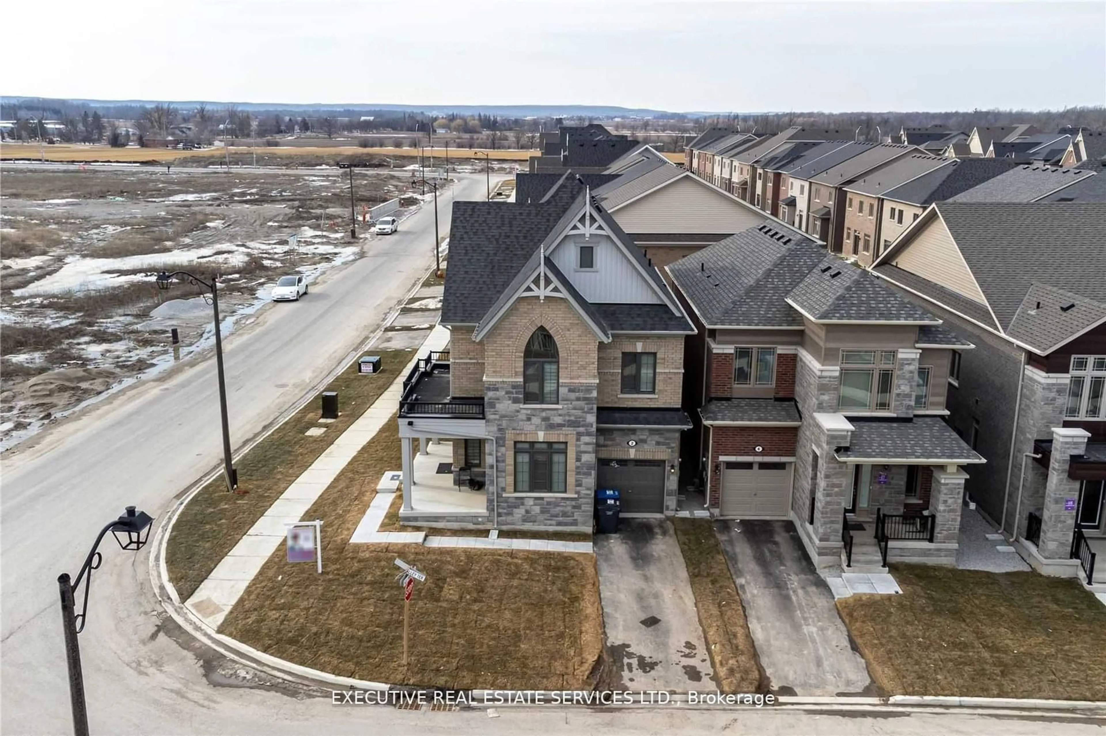 A pic from outside/outdoor area/front of a property/back of a property/a pic from drone, street for 2 Thornvalley Terr, Caledon Ontario L7C 4H9