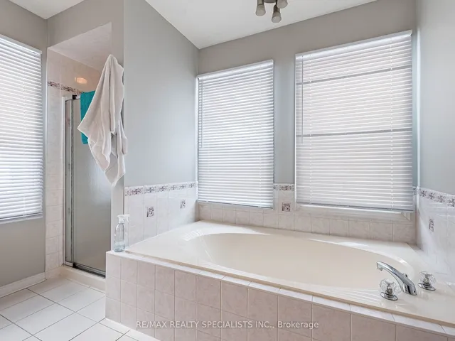 Additional property image - 24 Brisbane Crt Unit 27