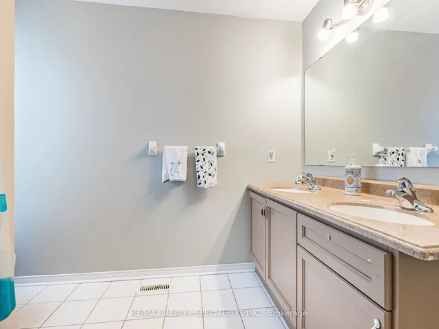 Additional property image - 24 Brisbane Crt Unit 27