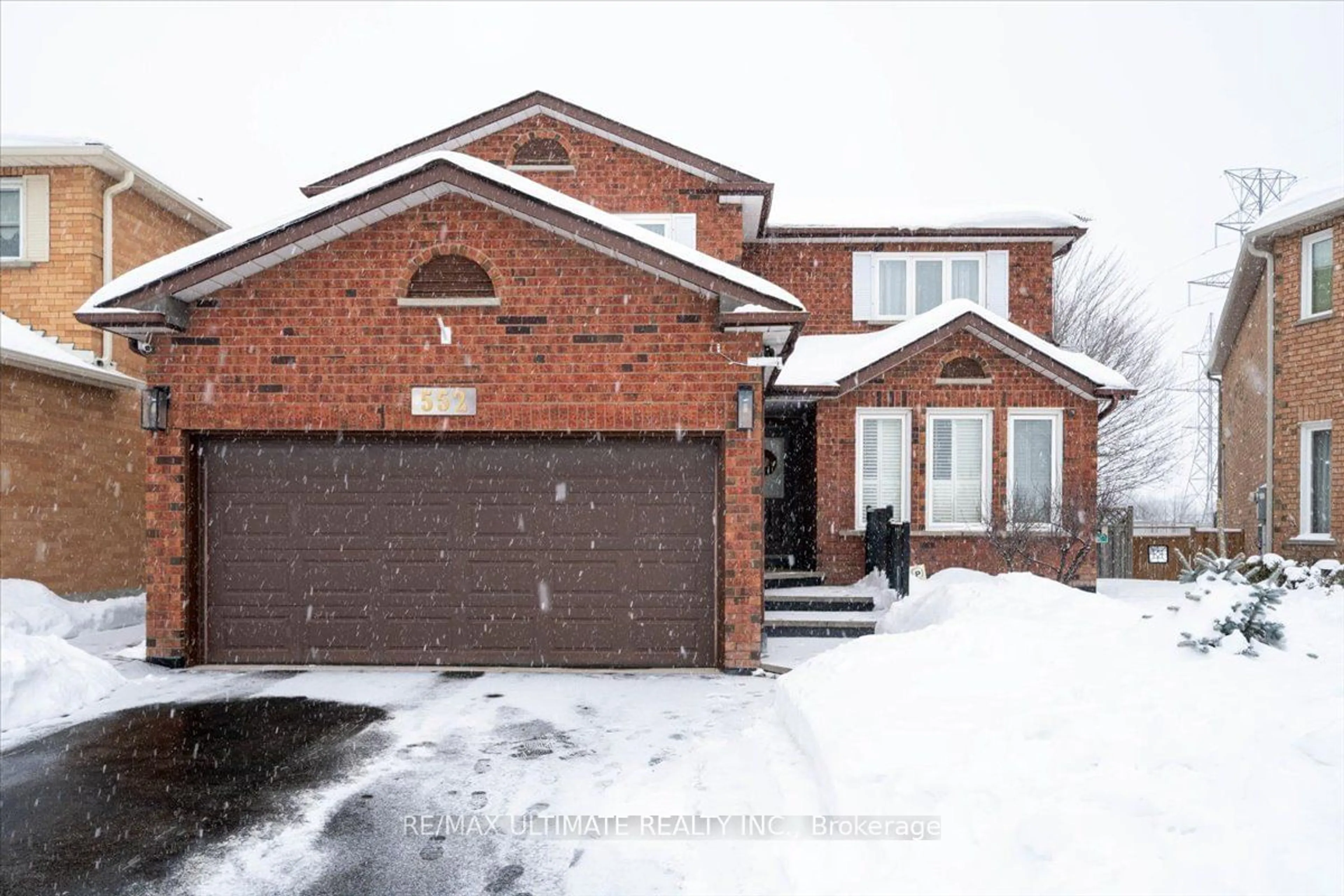 Home with brick exterior material, street for 552 Farwell Cres, Mississauga Ontario L5R 2A6