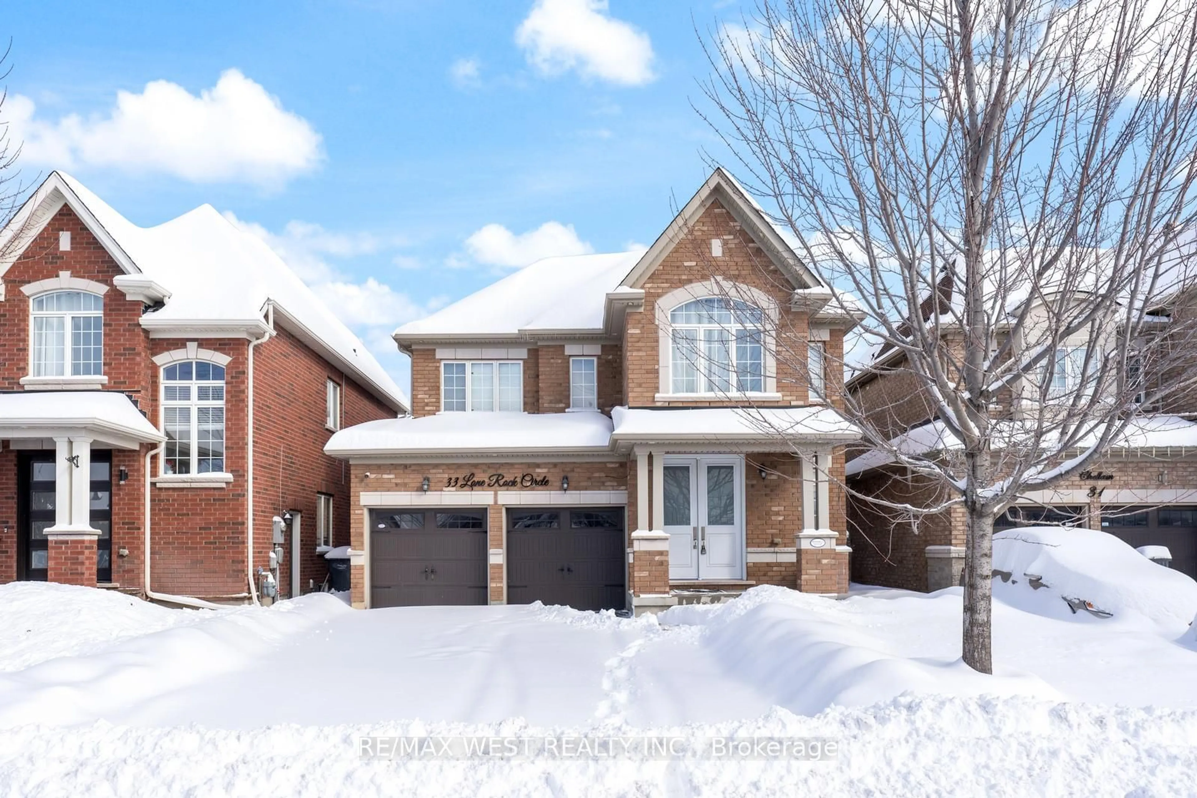 Home with brick exterior material, street for 33 Lone Rock Circ, Brampton Ontario L6P 3T4