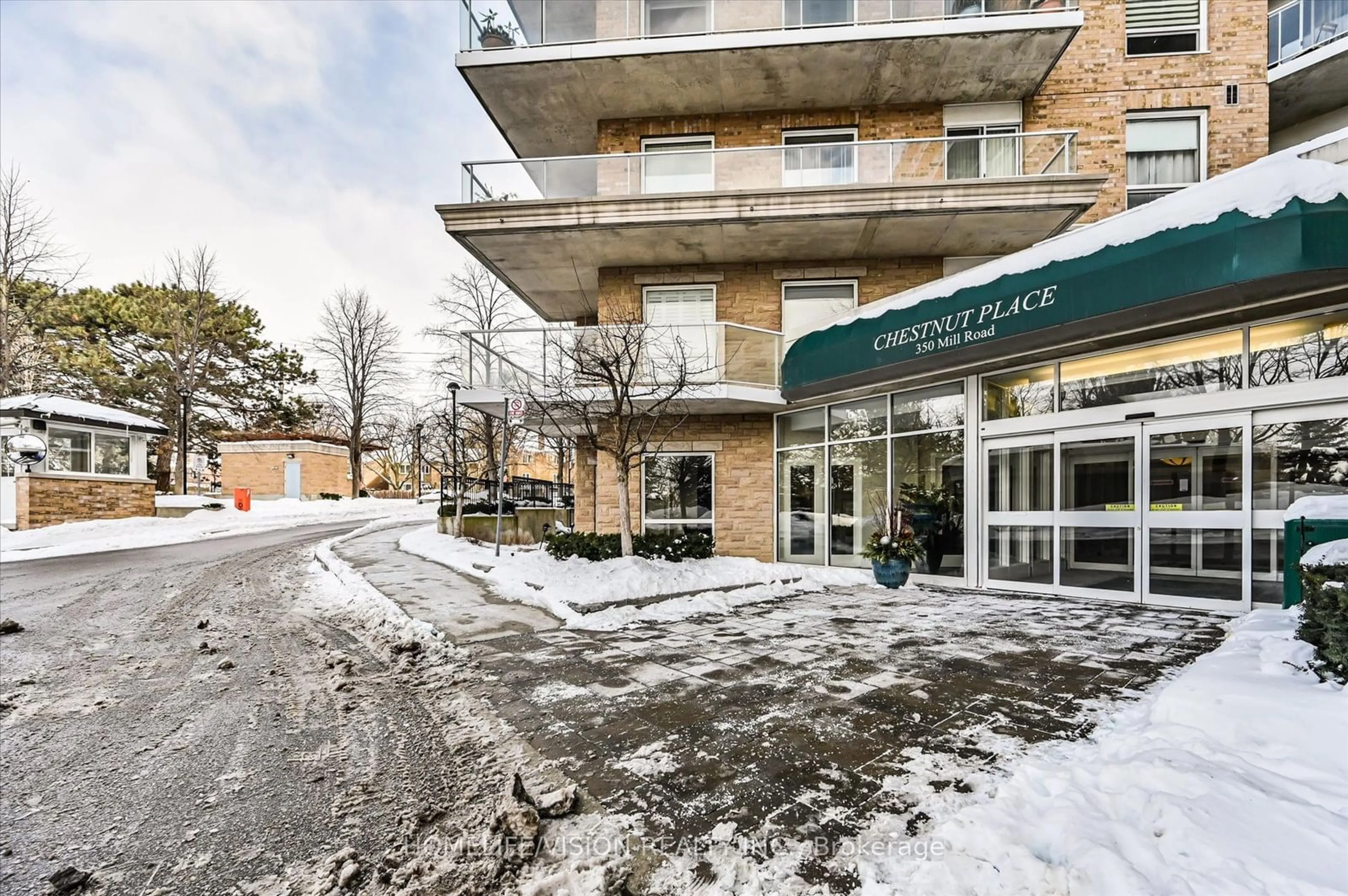 Indoor foyer for 350 Mill Rd #308, Toronto Ontario M9C 5R7