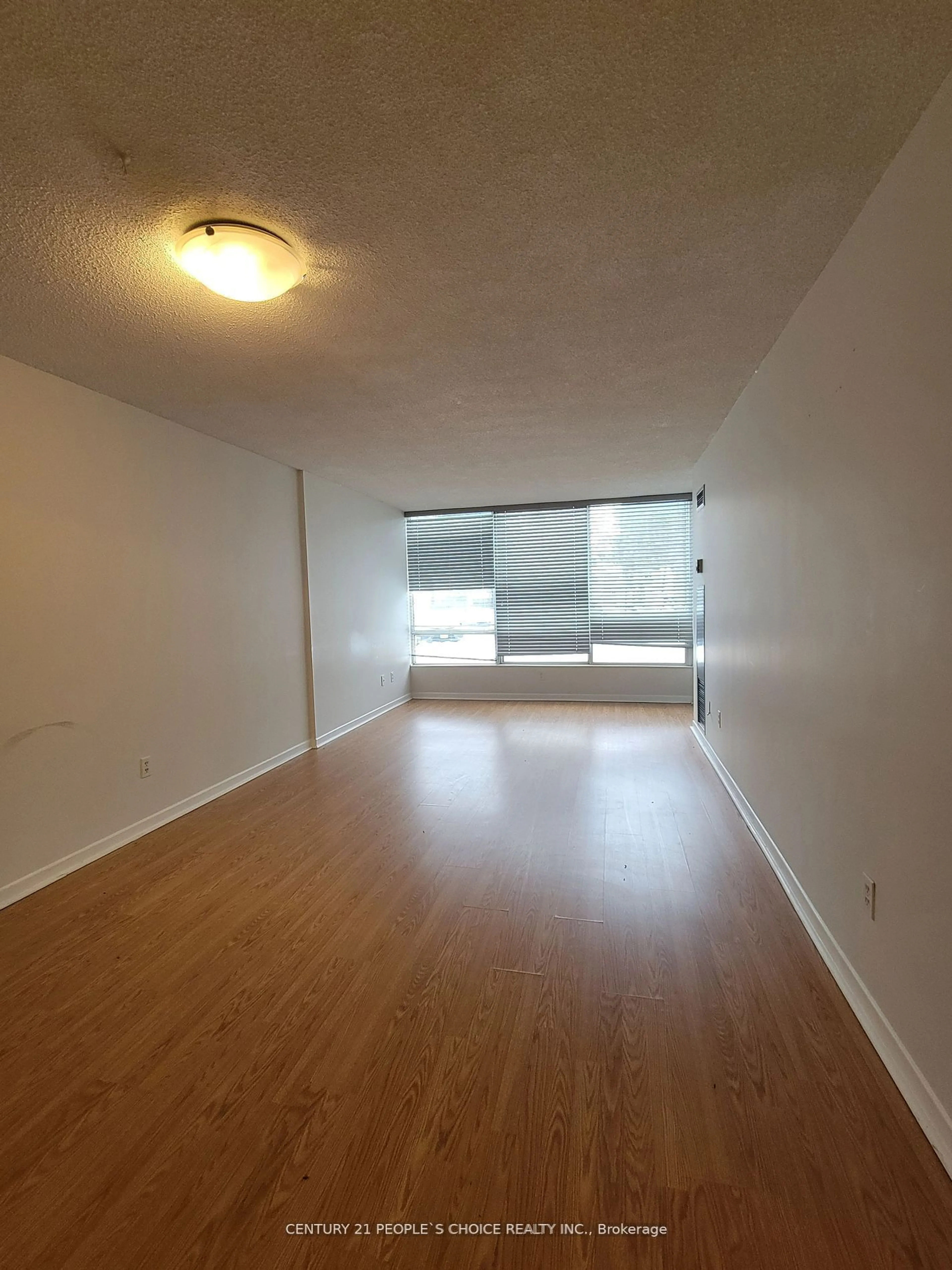 A pic of a room for 26 Hanover Rd #103, Brampton Ontario L6S 4T2