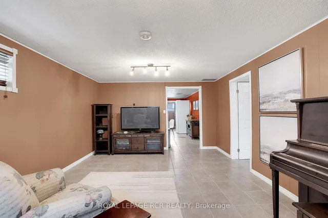 Additional property image - 112 Abell Dr