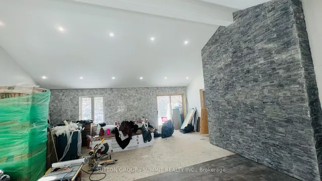 Additional property image - 1288 DE QUINCY Cres