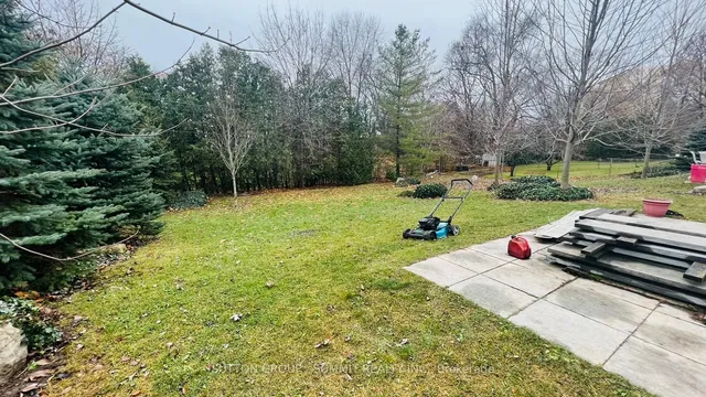 Additional property image - 1288 DE QUINCY Cres