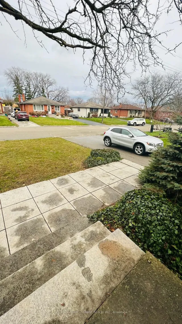 Additional property image - 1288 DE QUINCY Cres