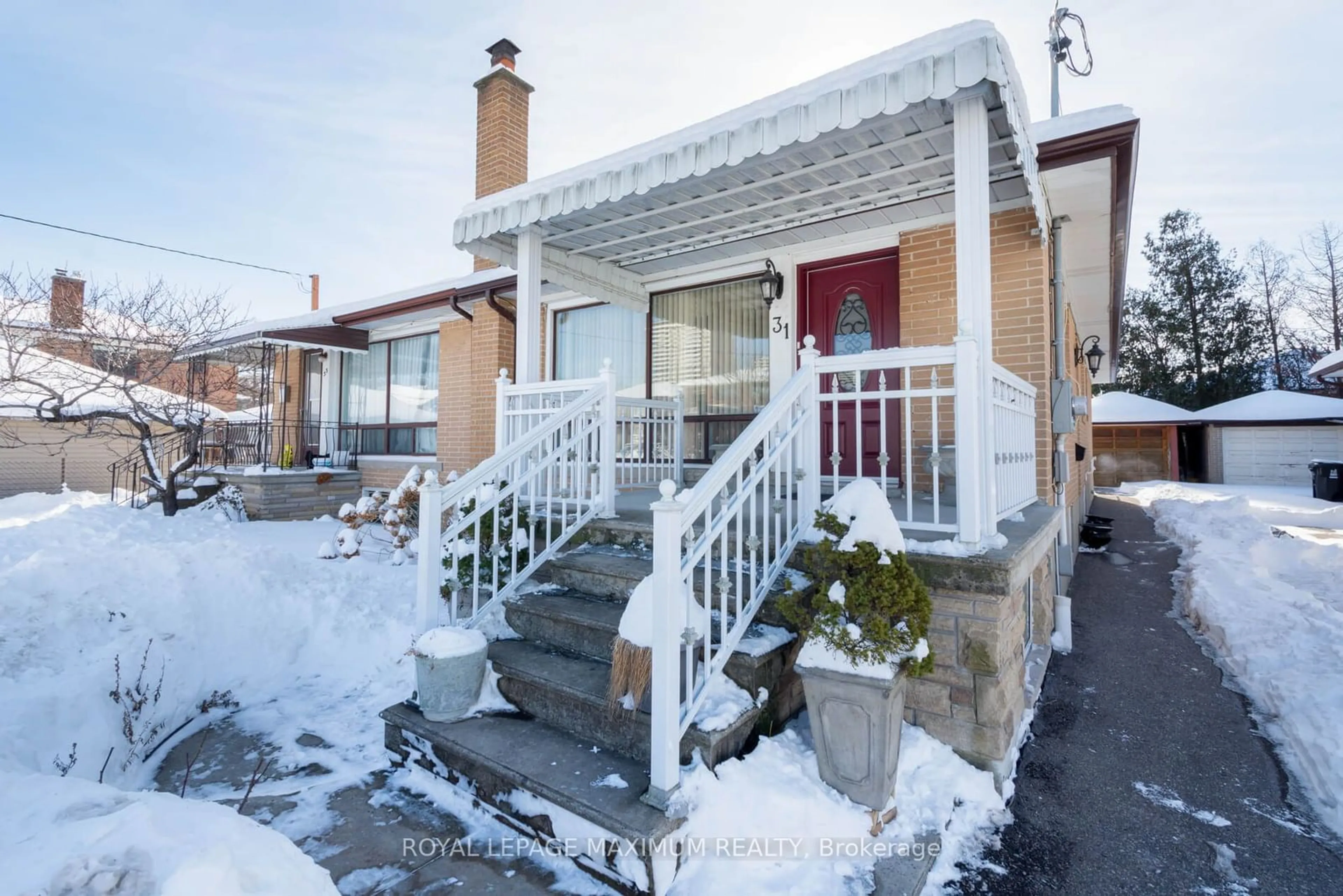 Unknown for 31 Marlington Cres, Toronto Ontario M3L 1K3