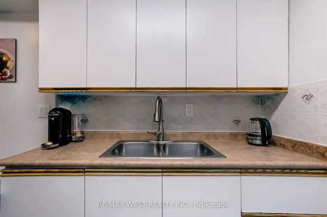 Additional property image - 340 Dixon Rd Unit 209