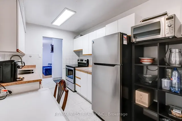Additional property image - 340 Dixon Rd Unit 209