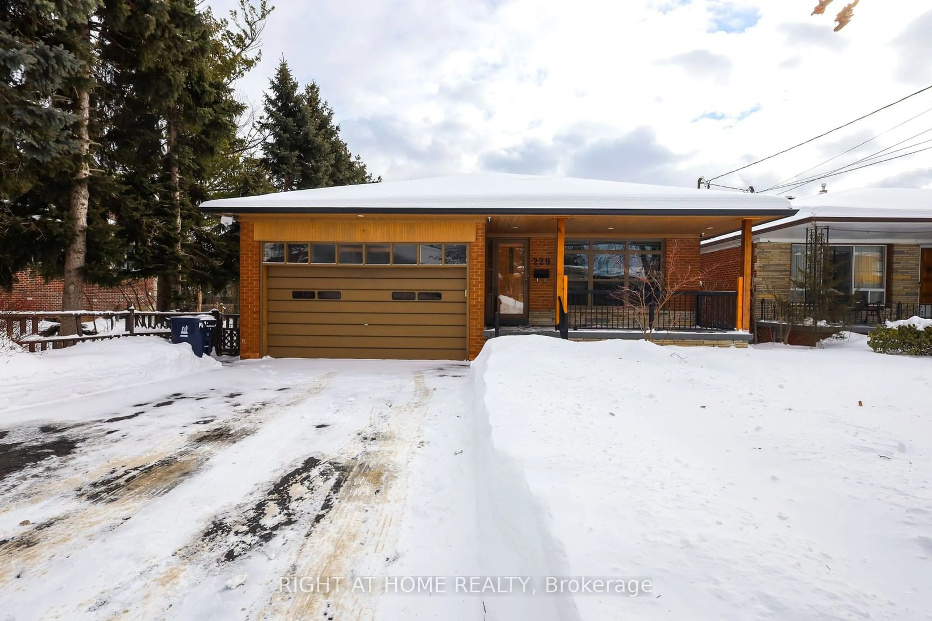 Indoor garage for 229 Rustic Rd, Toronto Ontario M6L 1W3