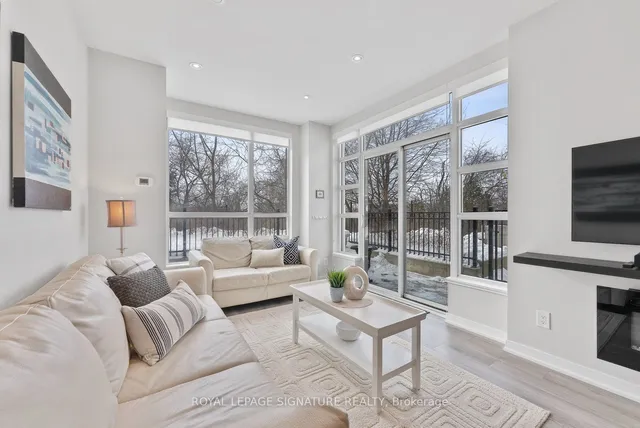 Additional property image - 840 Queens Plate Dr Unit 104