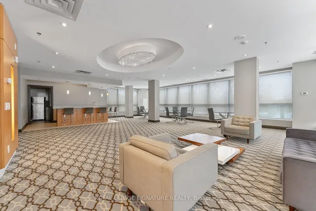 Additional property image - 840 Queens Plate Dr Unit 104