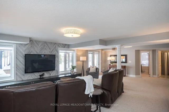 Additional property image - 200 Holloway Terr