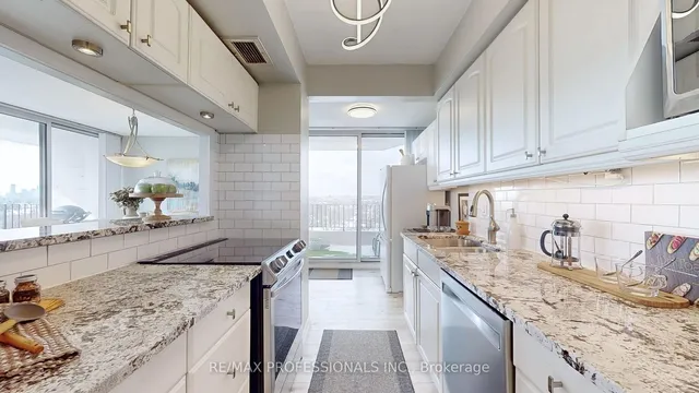 Additional property image - 1333 Bloor St Unit 909