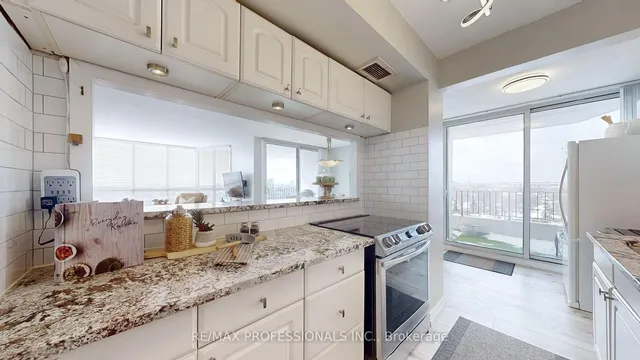 Additional property image - 1333 Bloor St Unit 909