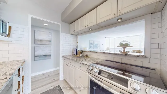 Additional property image - 1333 Bloor St Unit 909