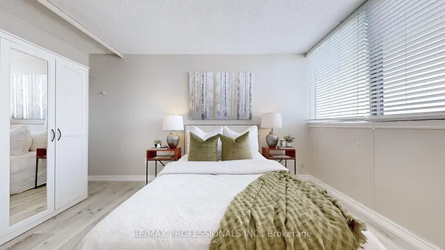 Additional property image - 1333 Bloor St Unit 909