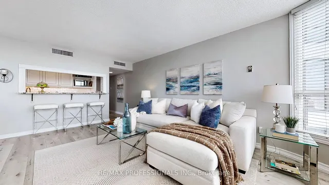 Additional property image - 1333 Bloor St Unit 909