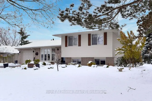 Primary image of 672 Montego Cres
